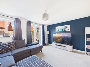 Lounge- click for photo gallery